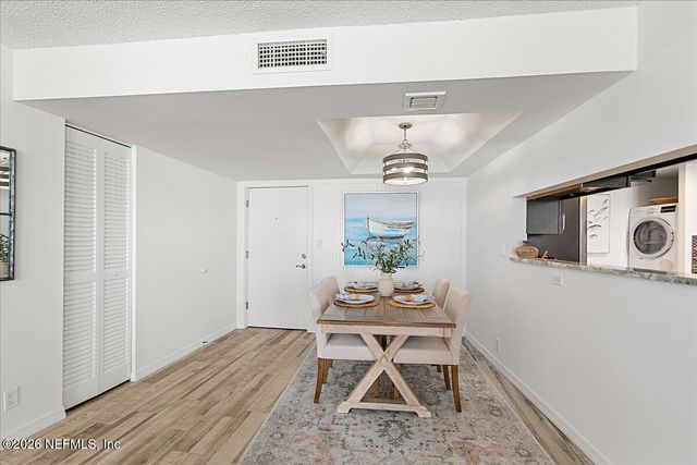 1601 OCEAN Drive S 205, Jacksonville Beach, FL 32250