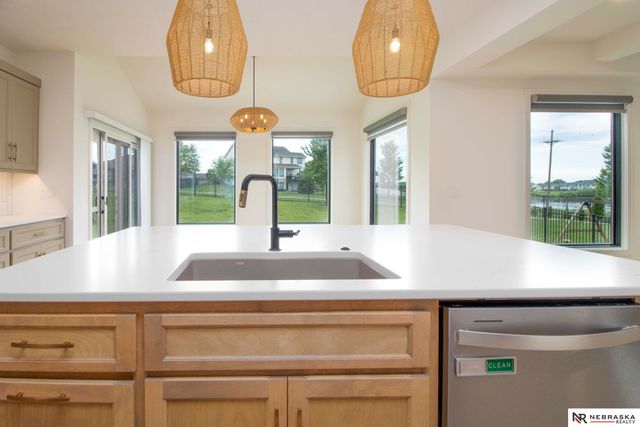 12505 Pheasant Run Circle, Papillion, NE 68046