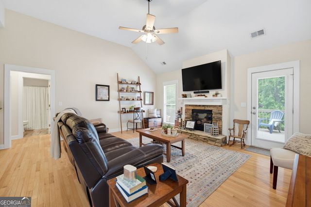 55 Independence Avenue, Dallas, GA 30132