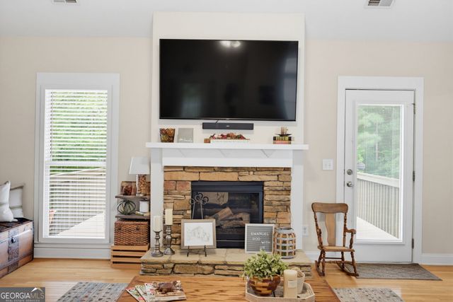 55 Independence Avenue, Dallas, GA 30132