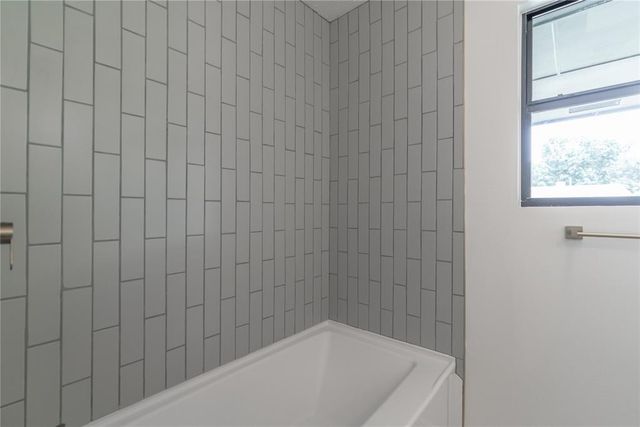 2905 Bella Vista Drive, Oklahoma City, OK 73110