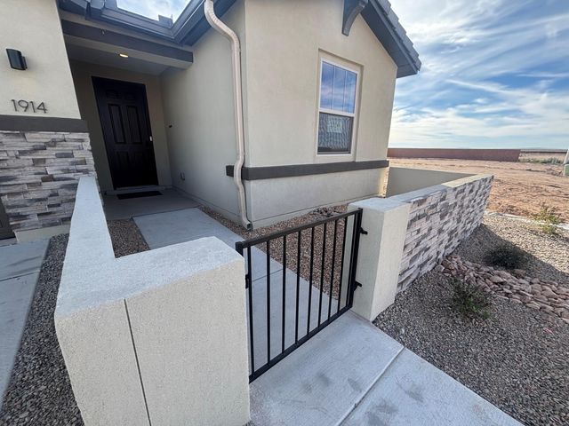 1914 Houser Avenue SE, Albuquerque, NM 87106