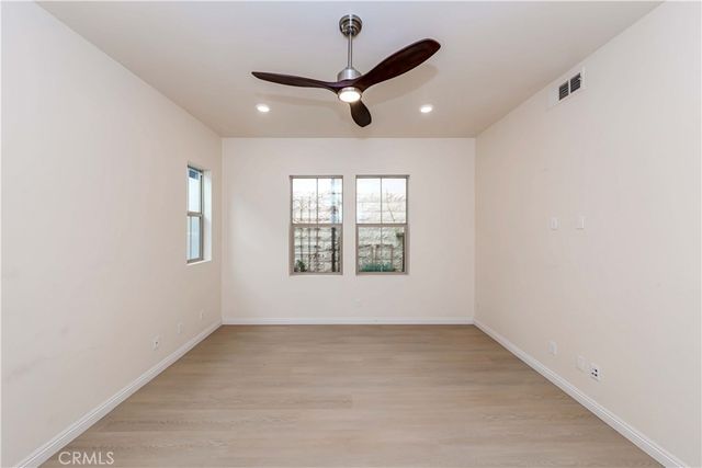 191 Frame, Irvine, CA 92618