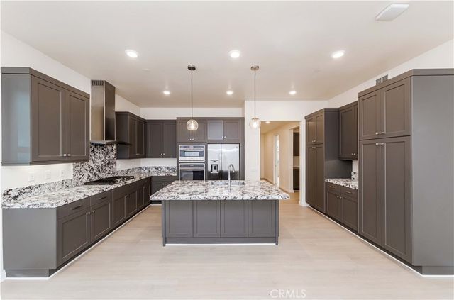 191 Frame, Irvine, CA 92618