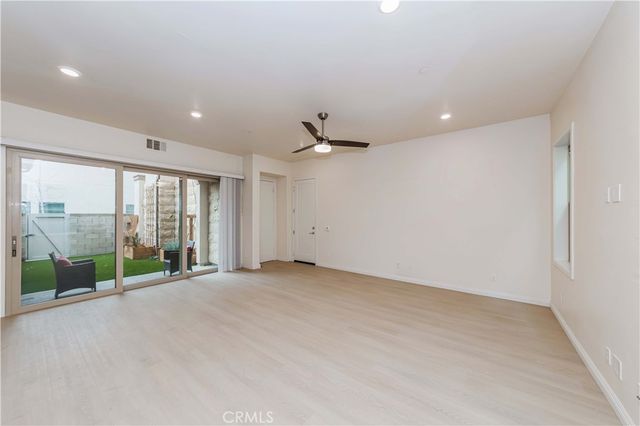 191 Frame, Irvine, CA 92618