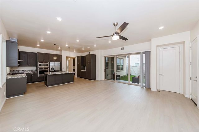 191 Frame, Irvine, CA 92618