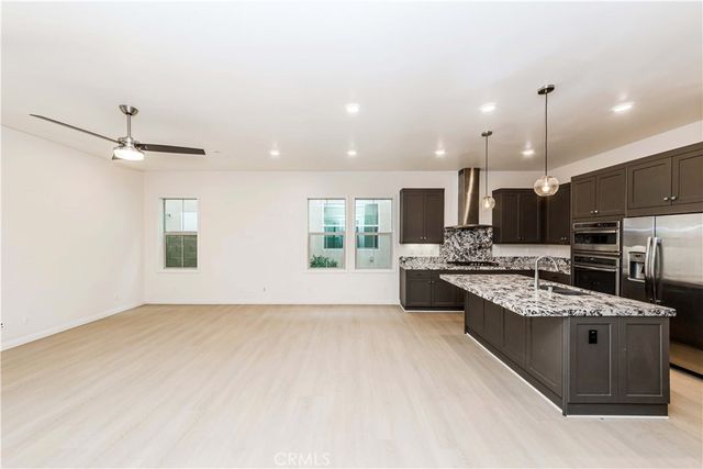 191 Frame, Irvine, CA 92618