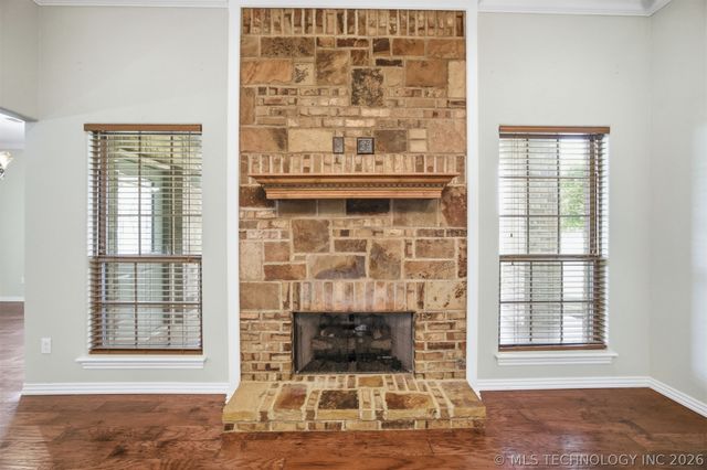 2004 E Trailwood Street, Stigler, OK 74462