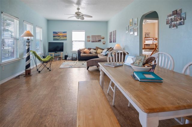 844 S Sage Road, Crystal Beach, TX 77650