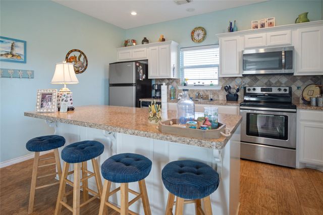 844 S Sage Road, Crystal Beach, TX 77650