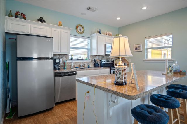 844 S Sage Road, Crystal Beach, TX 77650