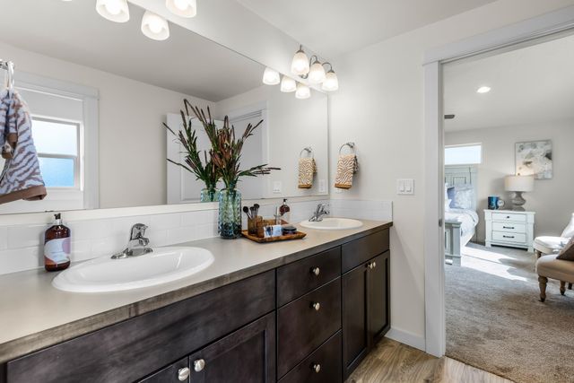 1638 W 68th Ave, Spokane, WA 99224