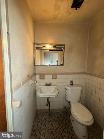 2031 N WOODSTOCK ST, Philadelphia, PA 19121