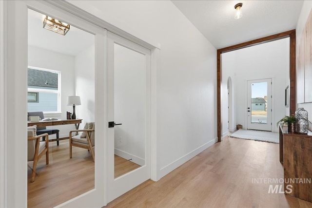 533 W Millstone St, Middleton, ID 83644