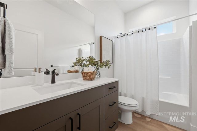 533 W Millstone St, Middleton, ID 83644