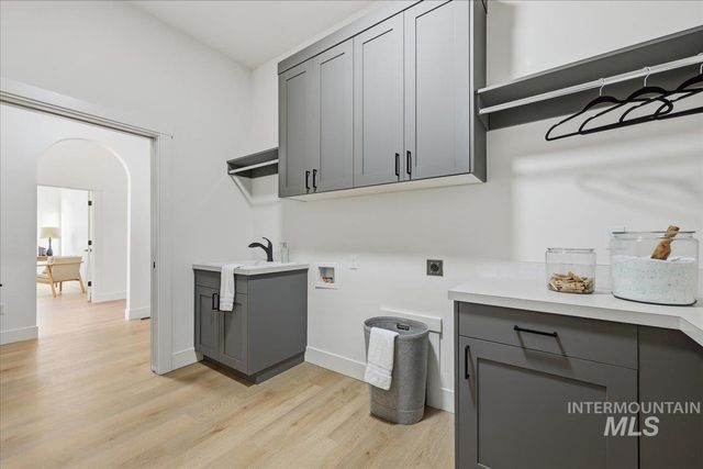 533 W Millstone St, Middleton, ID 83644