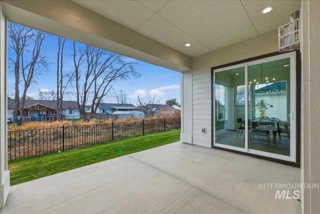 533 W Millstone St, Middleton, ID 83644