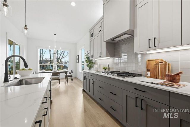 533 W Millstone St, Middleton, ID 83644