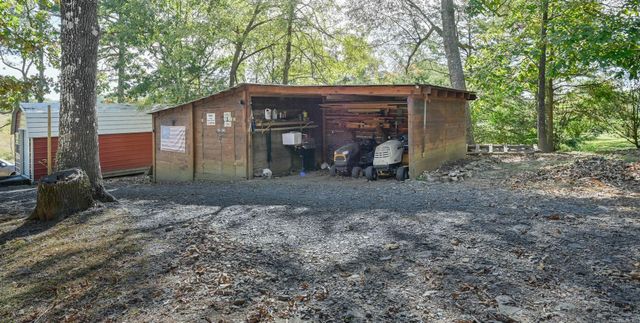 108 S Tilley Road, Hatfield, AR 71945