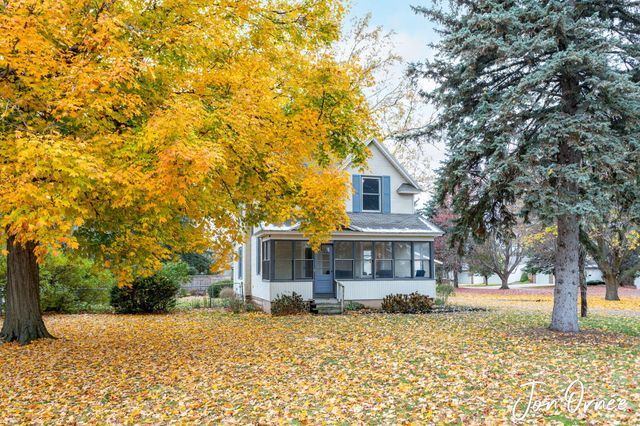 820 Lugers Road, Holland, MI 49423