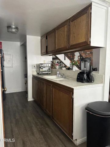 732 W Hemlock Street, Port Hueneme, CA 93041