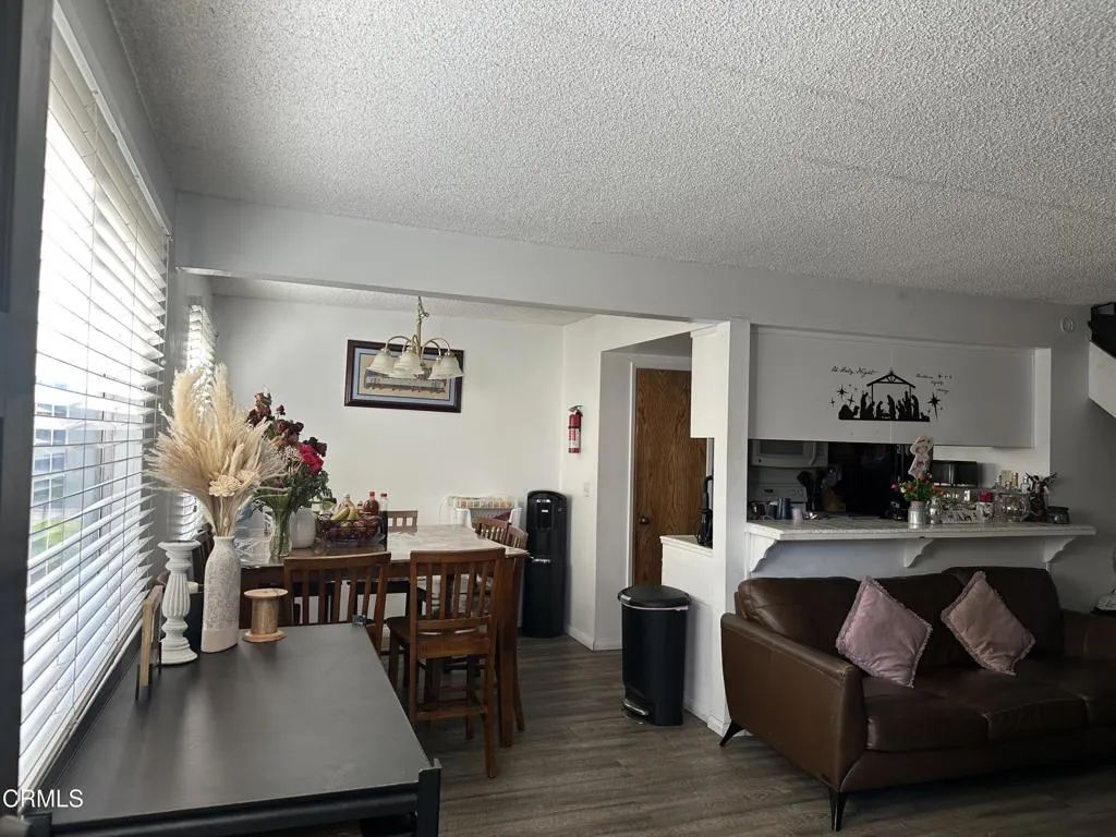 732 W Hemlock Street, Port Hueneme, CA 93041