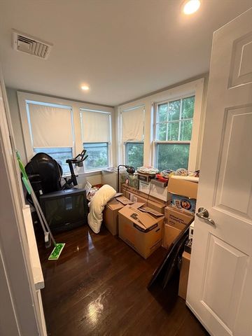 29 Walsh Ave 2, Peabody, MA 01960