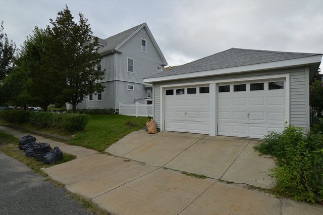 29 Walsh Ave 2, Peabody, MA 01960