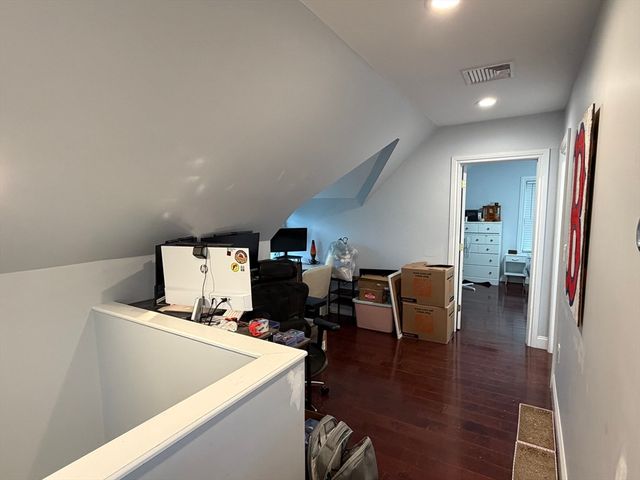 29 Walsh Ave 2, Peabody, MA 01960