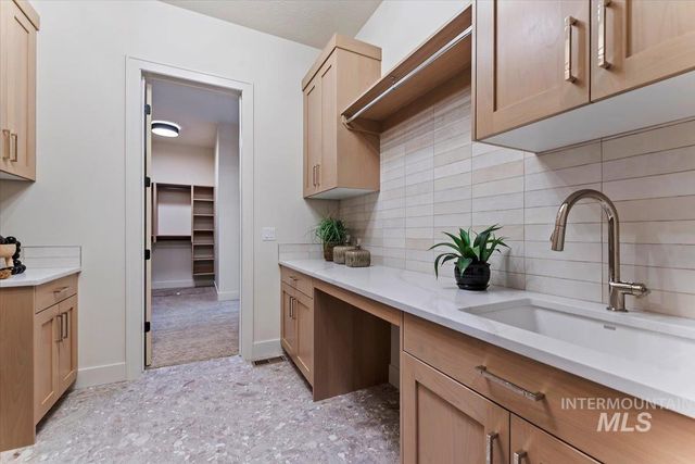 3471 N Harvest Moon Way, Eagle, ID 83616