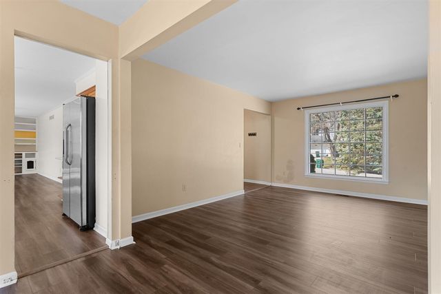 2431 Roanoke Drive, Ypsilanti, MI 48197