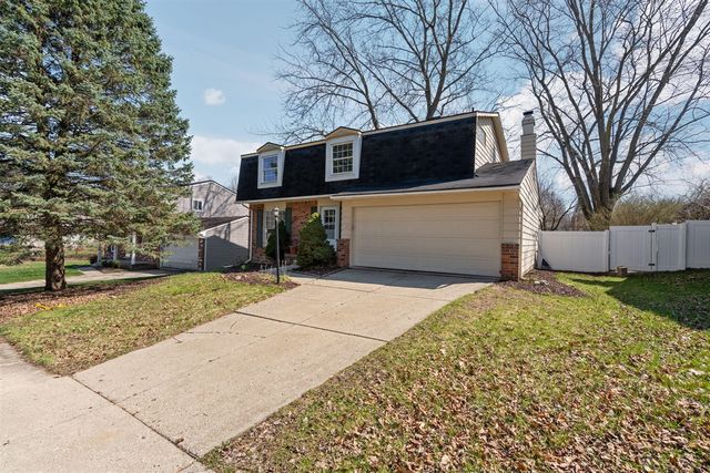 2431 Roanoke Drive, Ypsilanti, MI 48197