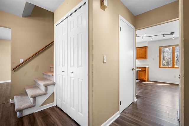 2431 Roanoke Drive, Ypsilanti, MI 48197