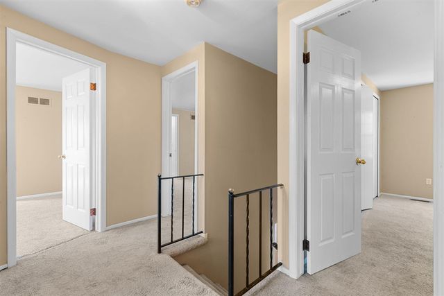 2431 Roanoke Drive, Ypsilanti, MI 48197