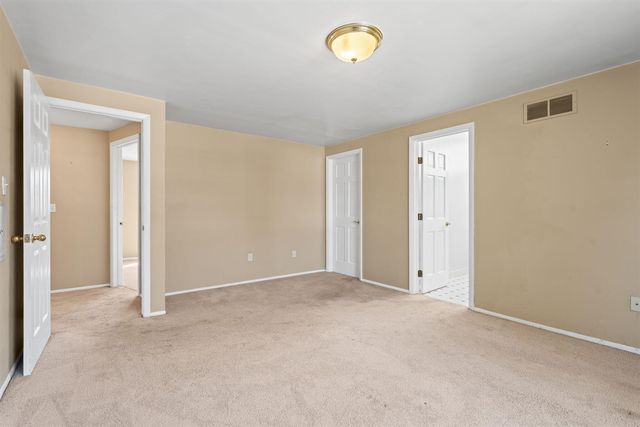 2431 Roanoke Drive, Ypsilanti, MI 48197