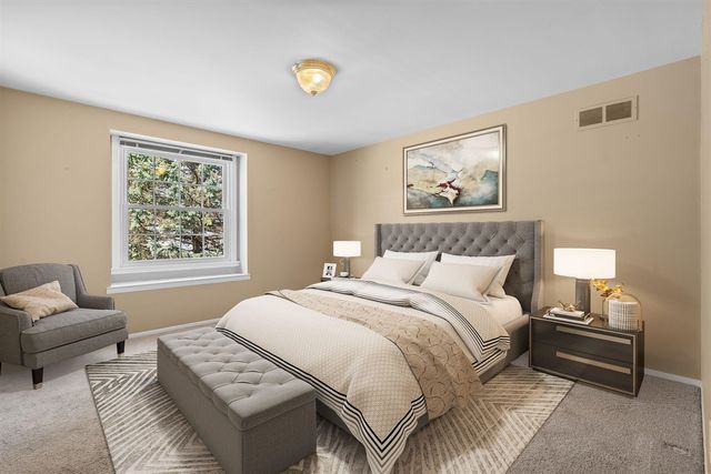 2431 Roanoke Drive, Ypsilanti, MI 48197