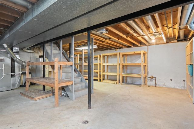 2431 Roanoke Drive, Ypsilanti, MI 48197