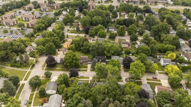 2431 Roanoke Drive, Ypsilanti, MI 48197