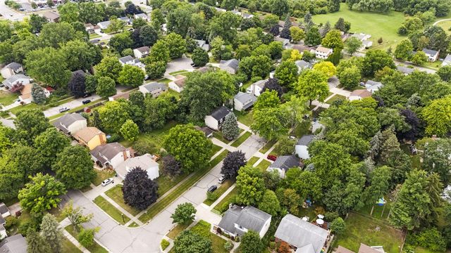 2431 Roanoke Drive, Ypsilanti, MI 48197