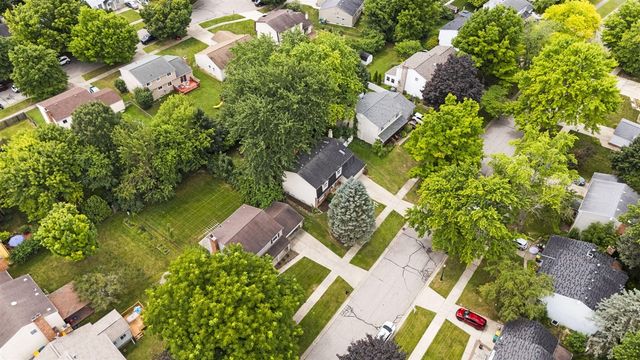 2431 Roanoke Drive, Ypsilanti, MI 48197