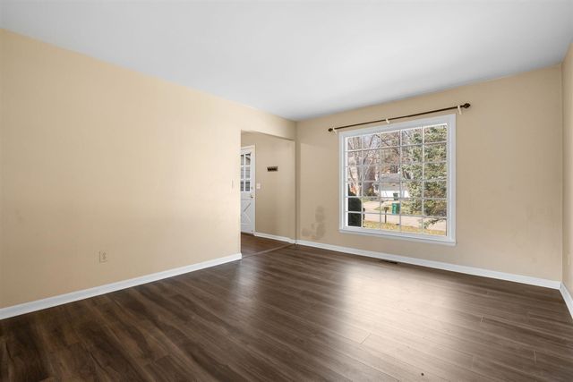 2431 Roanoke Drive, Ypsilanti, MI 48197