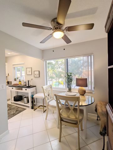 100 E Kingswood E, West Palm Beach, FL 33417