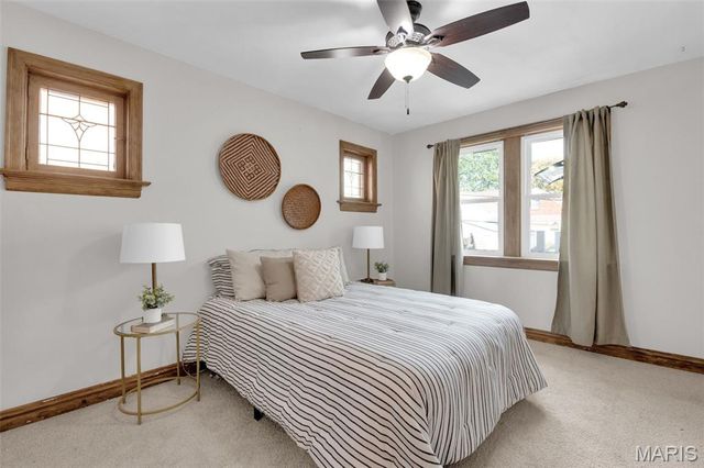 4035 Fairview Avenue, St Louis, MO 63116