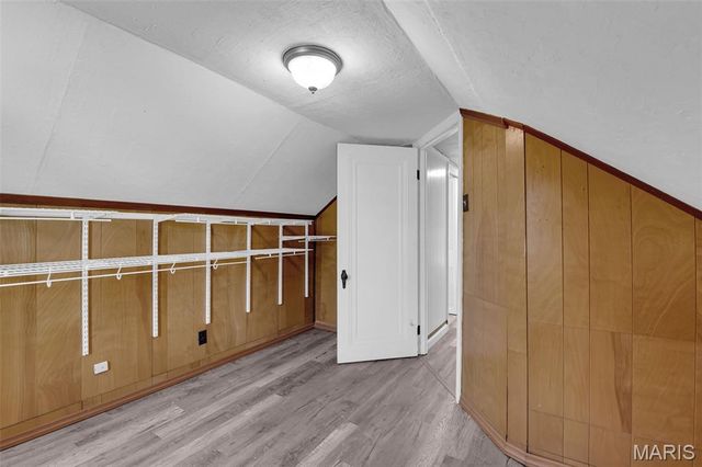 4035 Fairview Avenue, St Louis, MO 63116