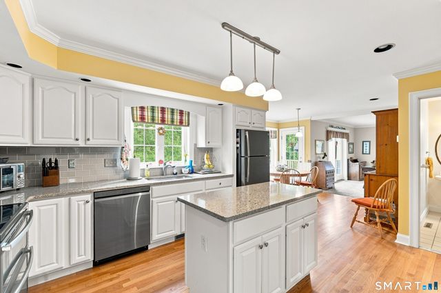 263 Georgetown Drive, Watertown, CT 06795