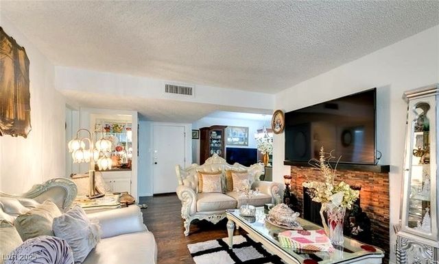 730 South Royal Crest Circle 414, Las Vegas, NV 89169