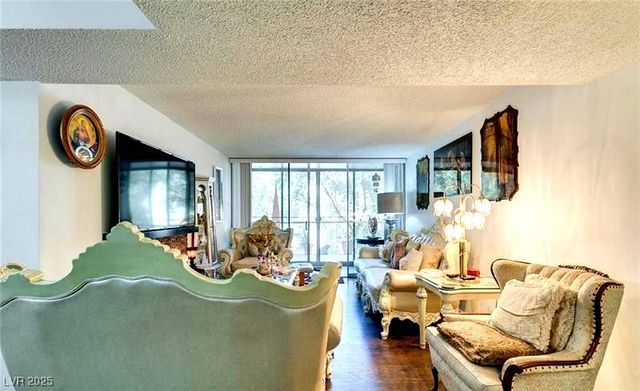 730 South Royal Crest Circle 414, Las Vegas, NV 89169