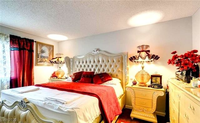 730 South Royal Crest Circle 414, Las Vegas, NV 89169