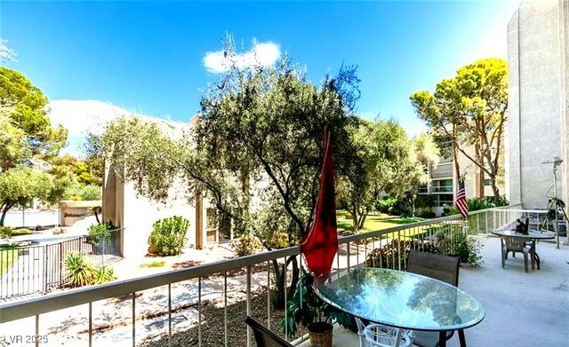 730 South Royal Crest Circle 414, Las Vegas, NV 89169