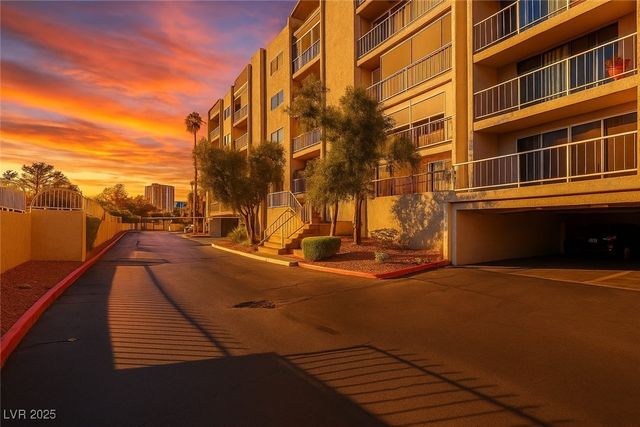 730 South Royal Crest Circle 414, Las Vegas, NV 89169